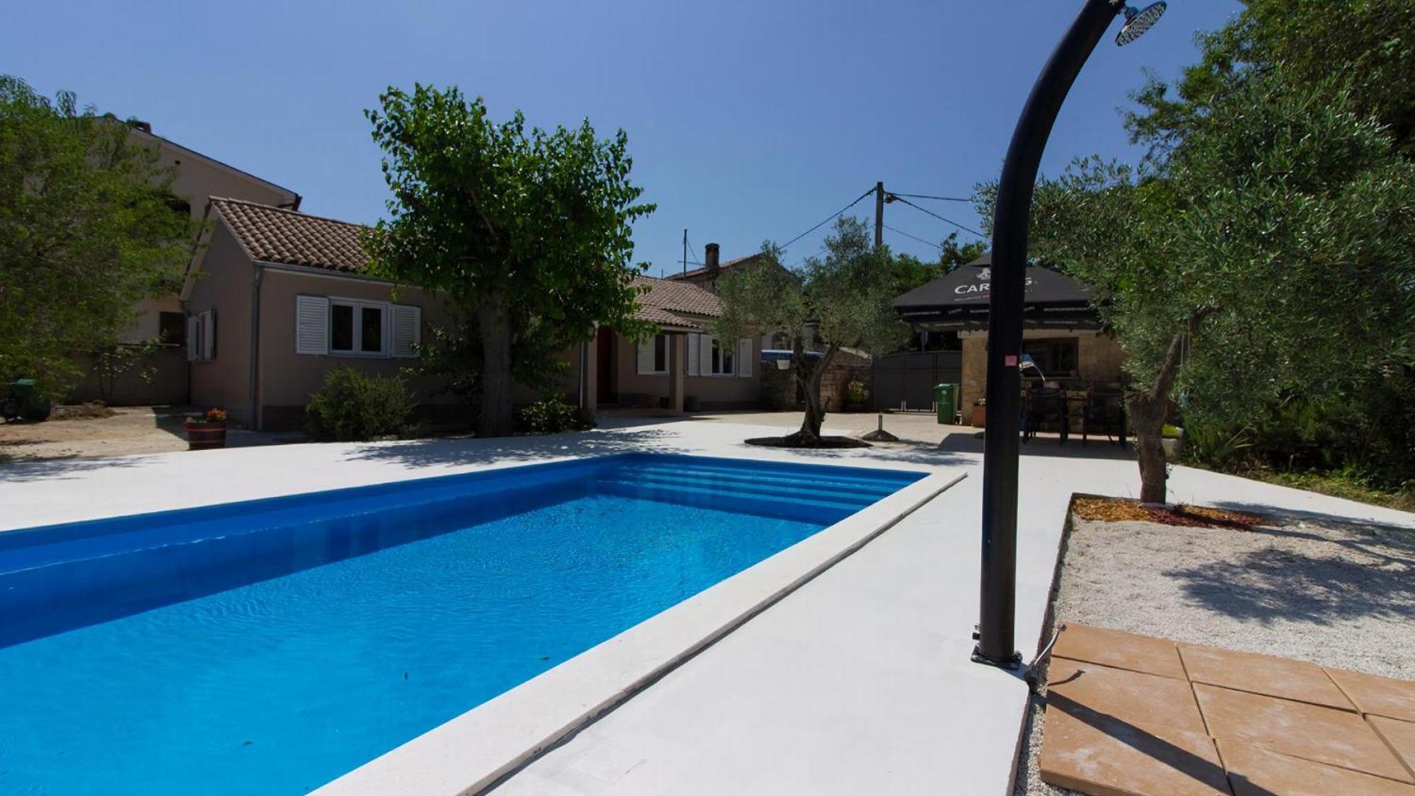 Ferienhaus Aqua Mit Pool Jadreški Dış mekan fotoğraf