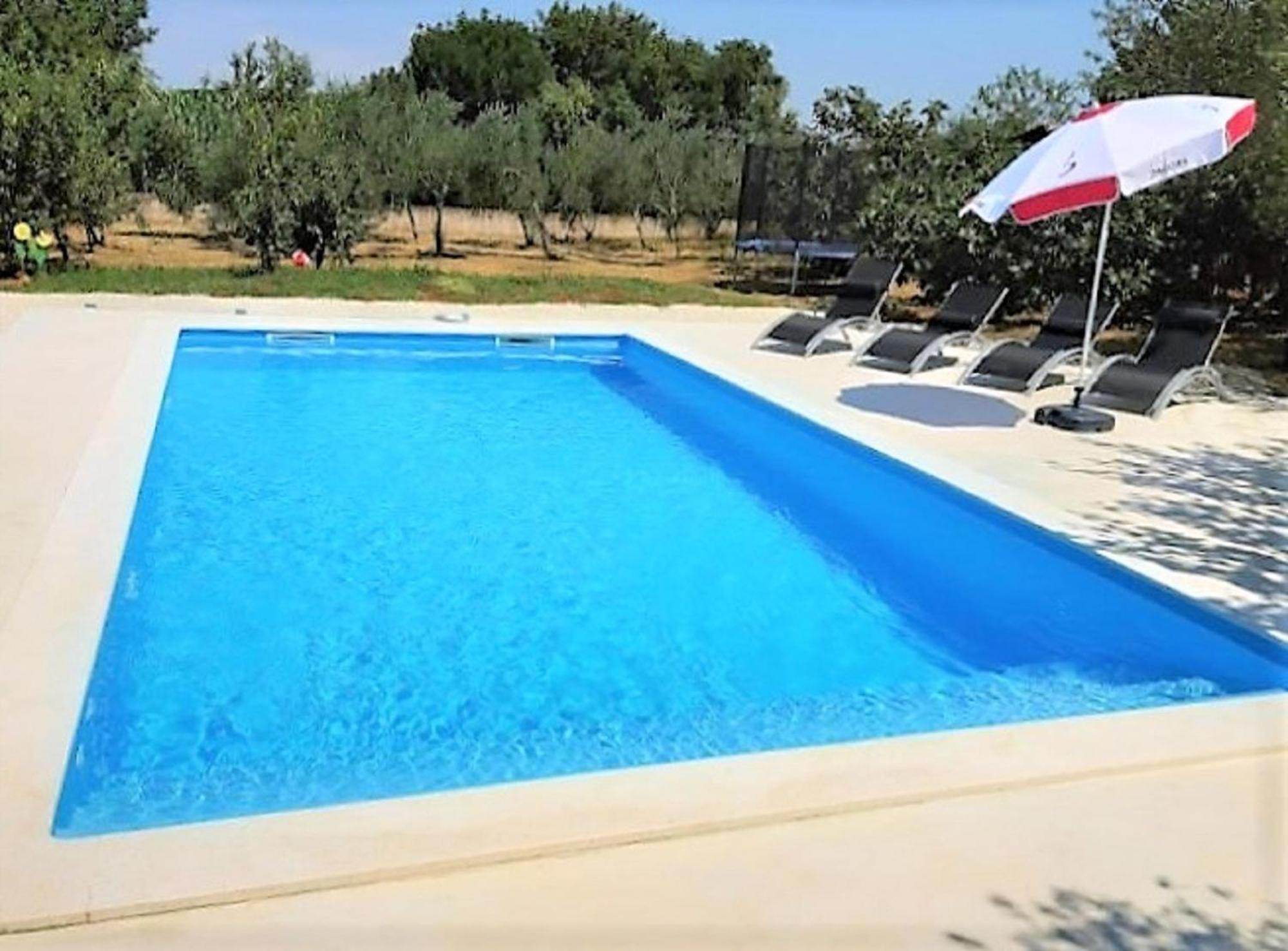 Ferienhaus Aqua Mit Pool Jadreški Dış mekan fotoğraf